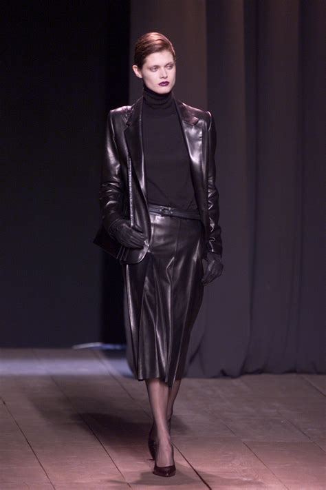 ysl fall 2000|st laurent runway 2000.